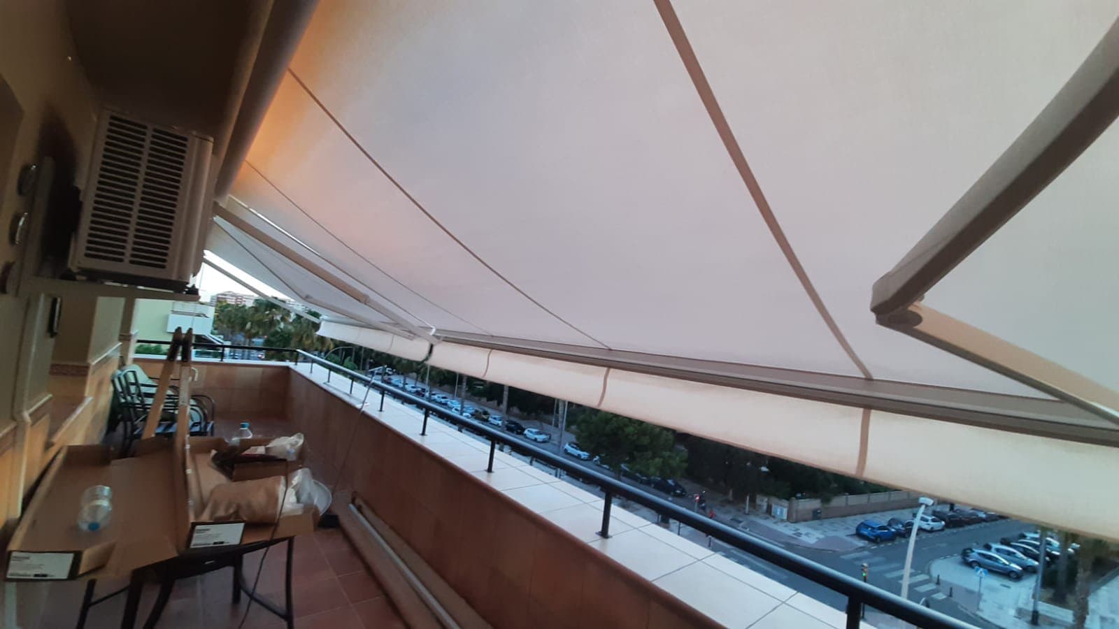 toldo articulado